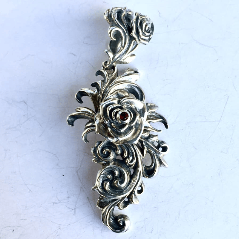 薔薇ペンダント～バラのバチカンVer～[Atelier Shima] | 上州本店 蛇骨堂