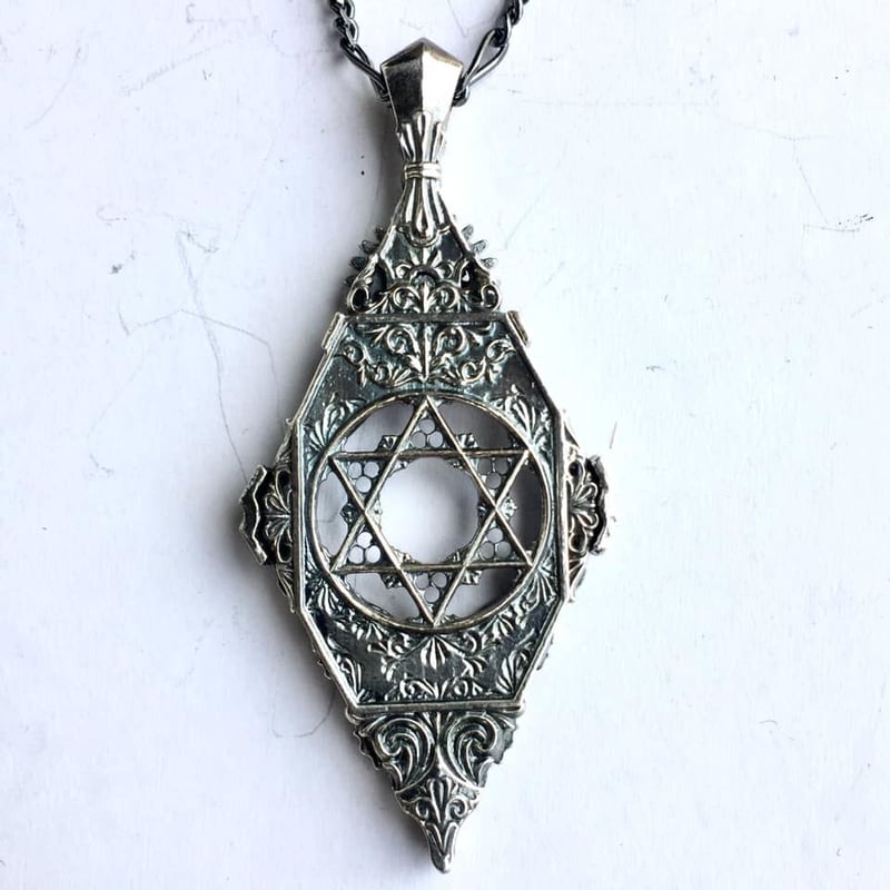 即納可能！】悪魔チップペンダント GuardiaStrana（ペンダント