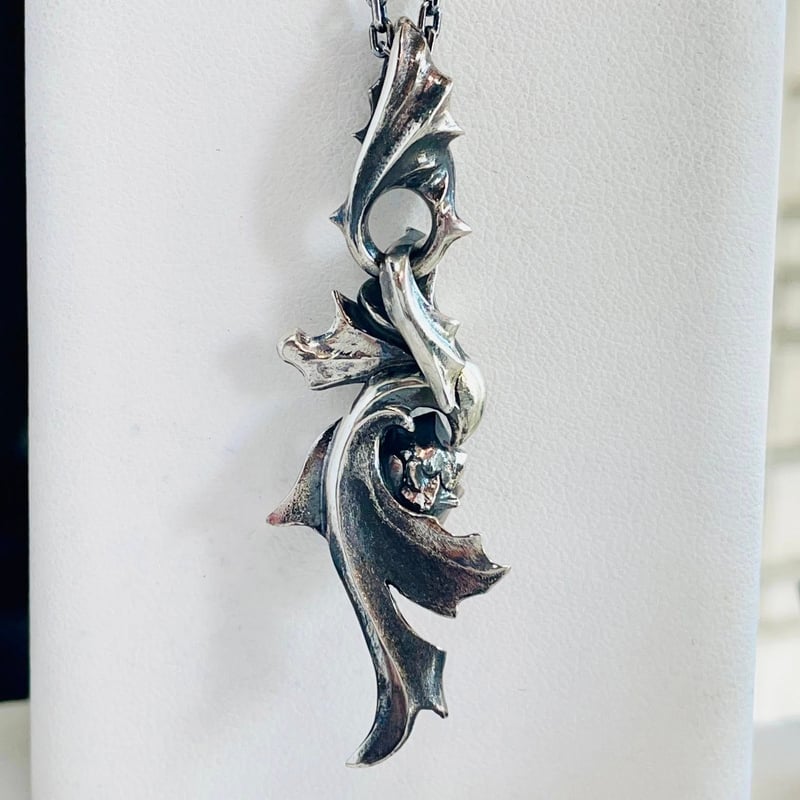 即納可能！薔薇のペンダント】 ET-006［GLAM SCALE］ | 上州本店 蛇骨堂