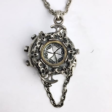 魔力増幅器（ペンダントトップ）［林檎屋］