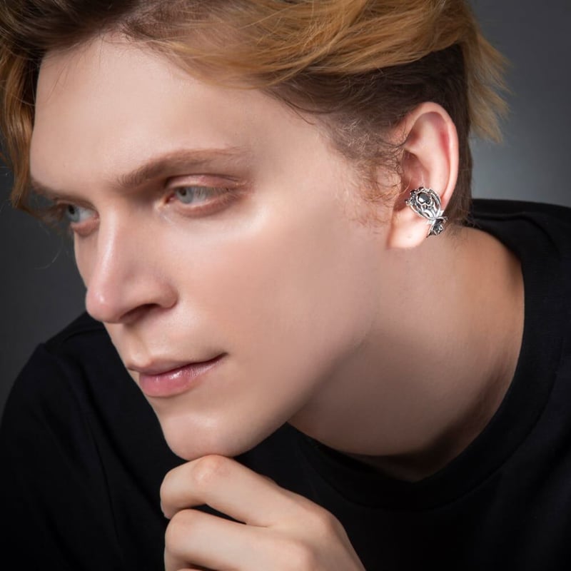 即納可能！】ツインスパイダーイヤーカフ ~Twin spider ear cuff~［Art