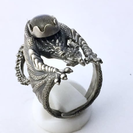 落ちたくないドラゴン　ラブラドライド（リング）［林檎屋］