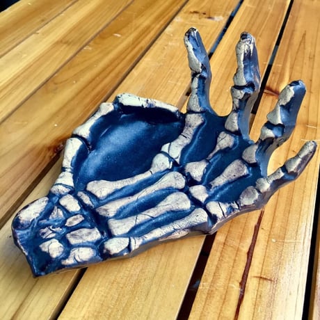 【SOLD OUT！】てのひら小物入れ[大友窯SKULL]