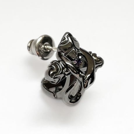 【蛇と十字架のピアス】OuroborosCollection 3rd Happinessシルバーピアス［Bizarre］