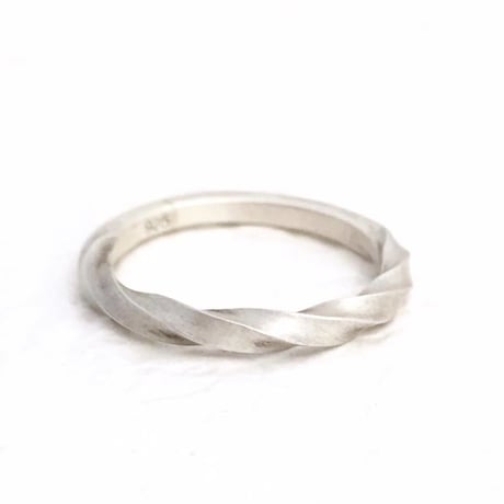 SV Twiloリング2mm［Vallucina］