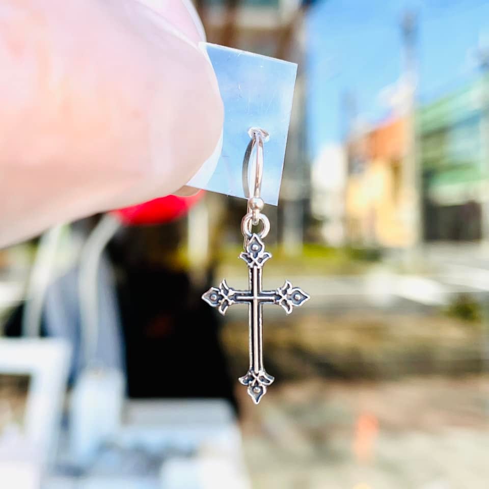 十字架(ピアス)［anima exists in all creation］ | 上州本店 蛇骨堂
