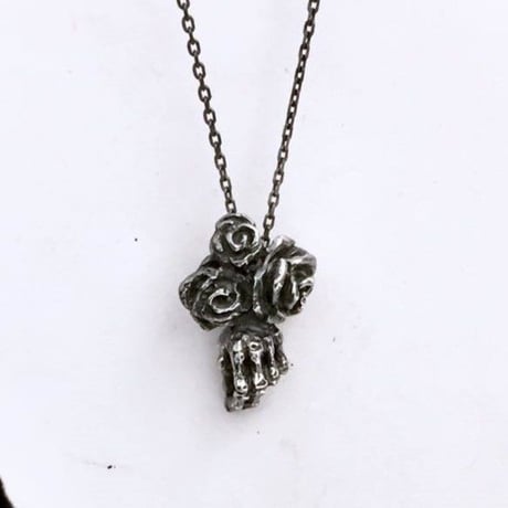 Warm Hand Leftペンダント［Bone ash］
