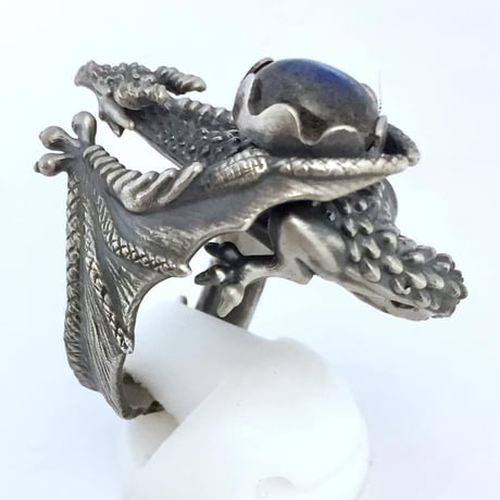 落ちたくないドラゴン　ラブラドライド（リング）［林檎屋］
