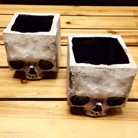 【SOLD OUT!！】キューブスカル～小物入れ～[大友窯SKULL]