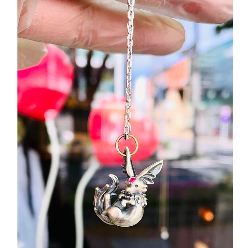 カーバンクル・合成ルビー（ペンダントトップ）［林檎屋］ | 上