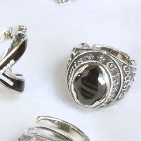 【SOLD OUT！限定1点のみ！】ストーンカレッジリング［Artemis Classic］
