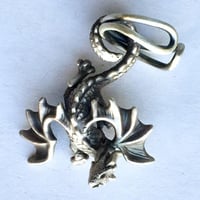 【即納可能！】ぶら下がりドラゴン（イヤカフ）[林檎屋]