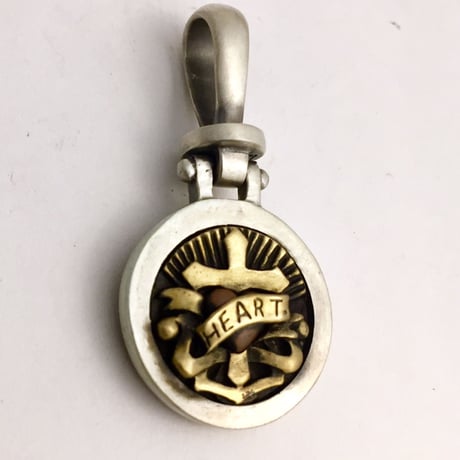 Bright Heart Silverframe PENDANT（ペンダントトップ）［BLINDRABBIT］