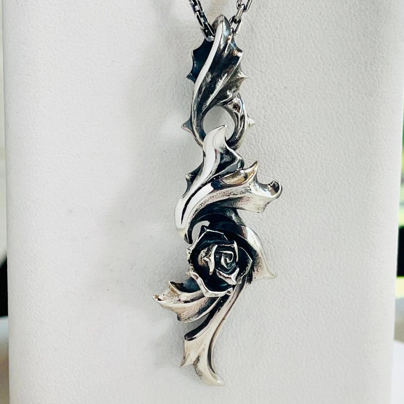 即納可能！薔薇のペンダント】 ET-006［GLAM SCALE］ | 上州本店 蛇骨堂