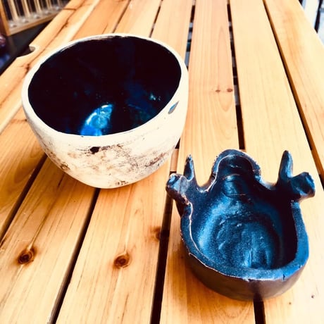 【SOLD OUT!】下顎付きドクロ　(カップと小皿）[大友窯SKULL]
