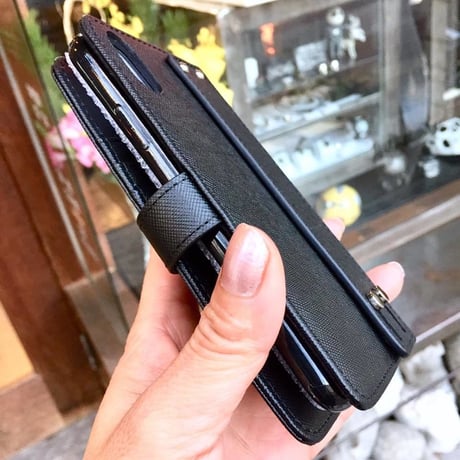 【50％OFF！SALE！！】本革アイフォンXS　ブックケース