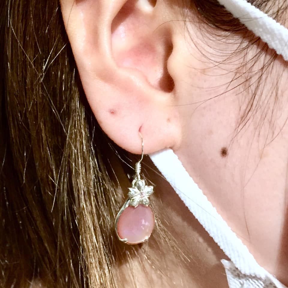 桜貝耳飾(ピアス）［銀燭］ | 上州本店 蛇骨堂