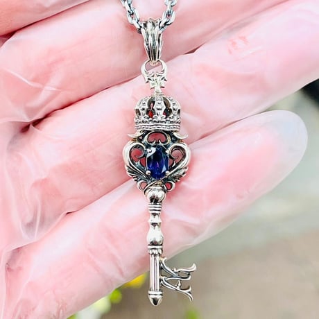 クラウンキーペンダント　～Crown key pendant～［Artemis Kings］