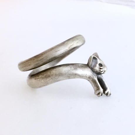 猫は液体・小（リング）［林檎屋］