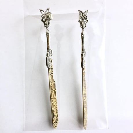 【ポストタイプにカスタム！】あらすじ裁断・ポストピアス（両耳分1セット）［GimmelGarden］