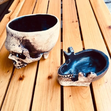 【SOLD OUT!】下顎付きドクロ　(カップと小皿）[大友窯SKULL]
