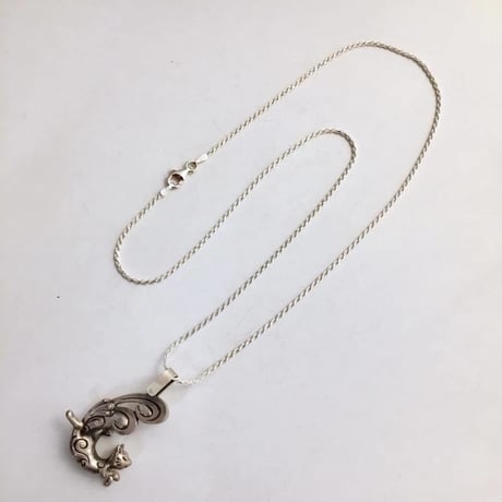 猫又（ペンダントトップ）［林檎屋］