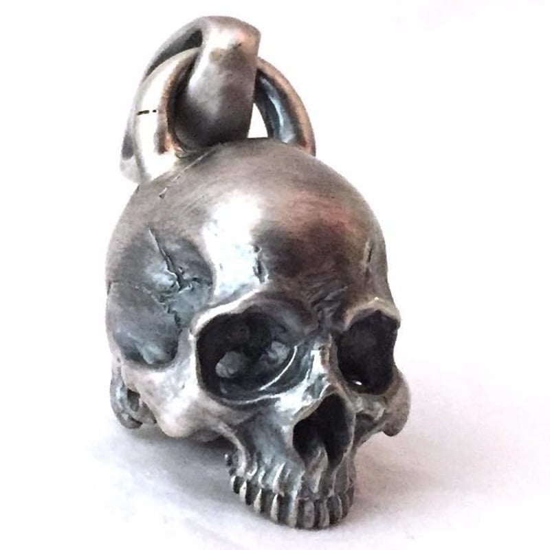 即納可能！】Half Skull Pendant Top～ハーフスカルペンダントトップ 
