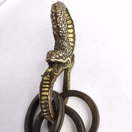 tattoo-snake keyfook［kinsfolk］