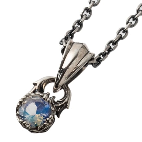 ジュエルクラウンペンダント　ブルームーンストーン［Artemis Classic］