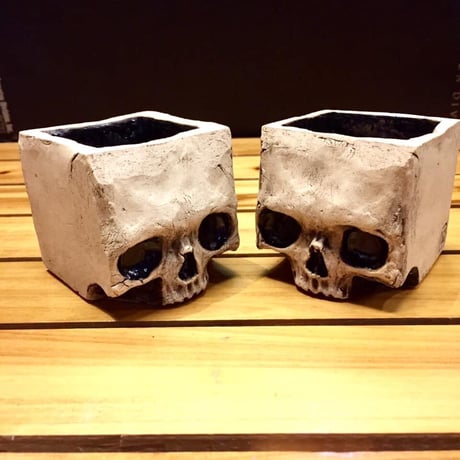 【SOLD OUT!！】キューブスカル～小物入れ～[大友窯SKULL]