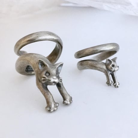 猫は液体・小（リング）［林檎屋］
