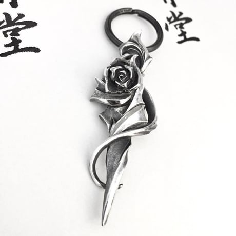 【蛇骨堂限定！】5種の宝石の薔薇キーホルダー！ランプリングローズ