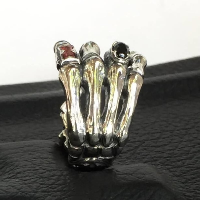 即納可能！手骨の指輪】スカルハンドリング［Artemis Classic