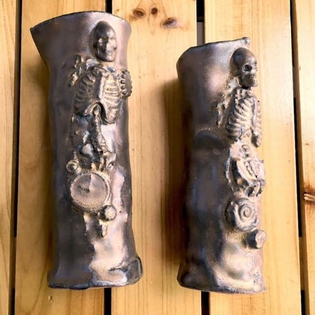 【SOLD OUT！】サクリファイス花器　[大友窯SKULL]