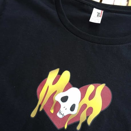 【SOLD OUT！】『蛇骨堂オリジナル』 ハートドクロＴシャツ黒/白