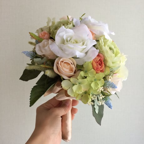 バラのラウンドブーケ＆ブートニア＆花冠セット