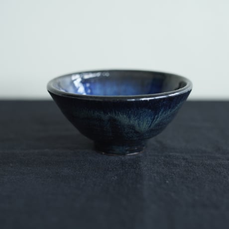 新八野窯 / 青の飯碗