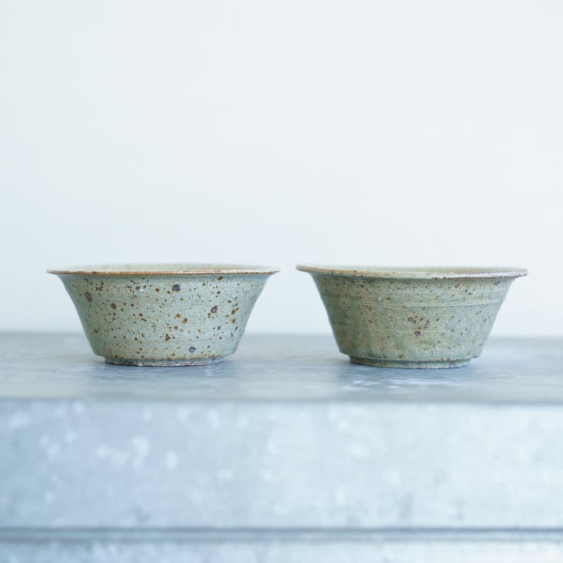 柏井 羊 / リム小鉢【翡翠釉】 | Gallery KIANU