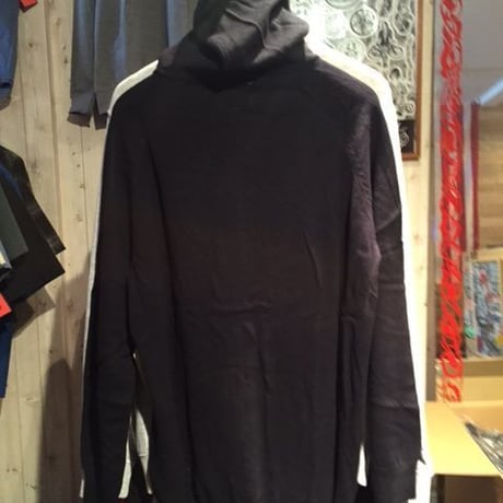 ALTAMONT REYNOLDS セーター