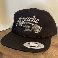 APACHE スナップバックキャップ