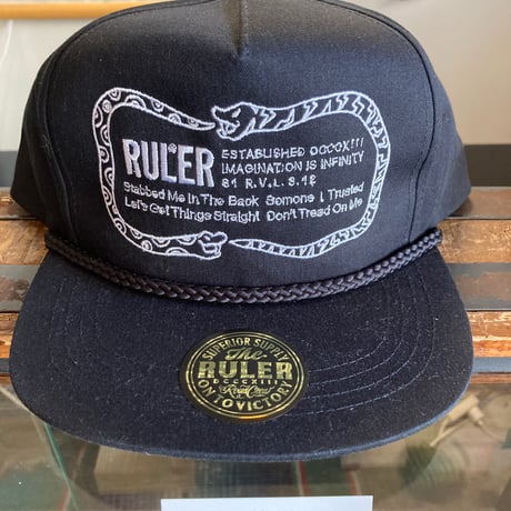 RULER スナップバックキャップ