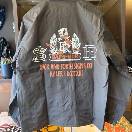 RULERxBACK AND FORTH SIGNS CO WネームコーチJKT