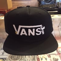 VANSxPEANUTS スナップバックキャップ