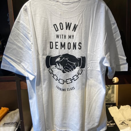 LURKINGCLASS DOWN WITH MY DEMONS Tシャツ
