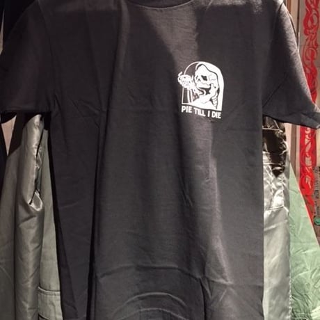 SKETCHY TANK PIE Tシャツ