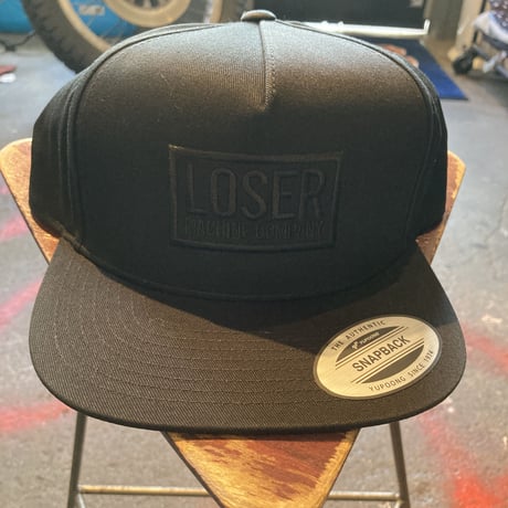 LOSER MACHINE BOX スナップバックCAP