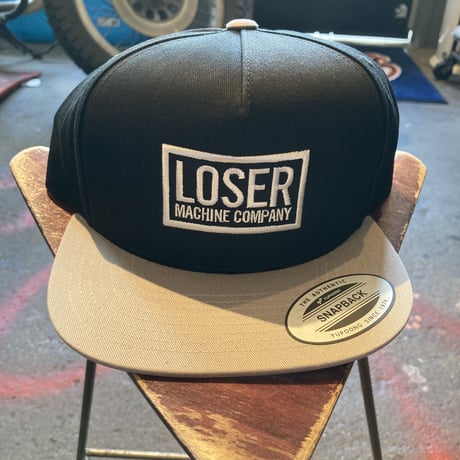 LOSER MACHINE BOX スナップバックCAP