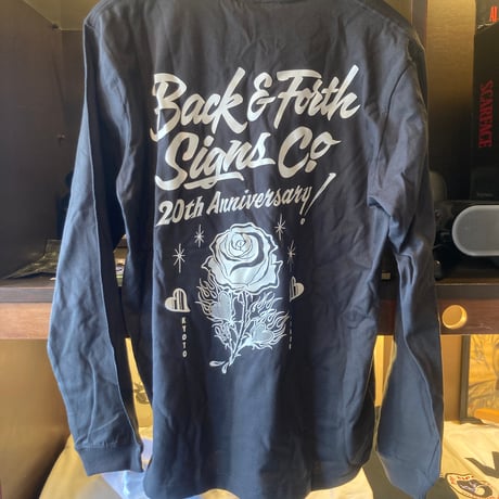 BACK & FORTH SIGNS.CO. L/S Tシャツ