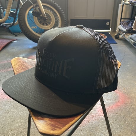 LOSER MACHINE STACKED メッシュCAP