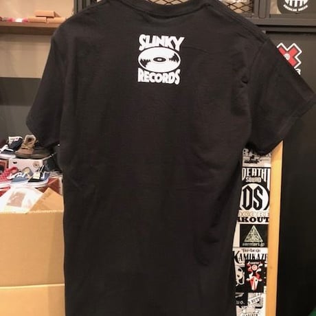 SLINKY RECORDS KOETT Tシャツ